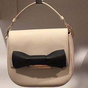 New Kate Spade New York Laurel Way Cross Body Bag,  3 separate adjustable straps